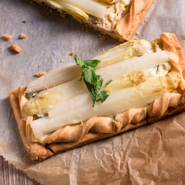 Bildmotiv für CAMBOZOLA Spargeltarte mit Blätterteig